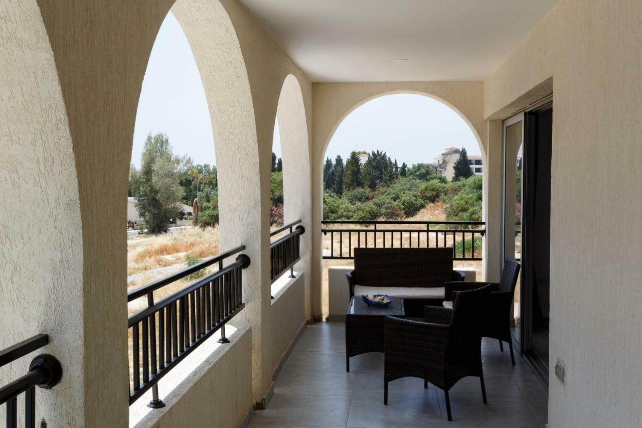 Coral Bay Sea Breeze Apartments - 3 Bedroom Apartment Peyia Esterno foto