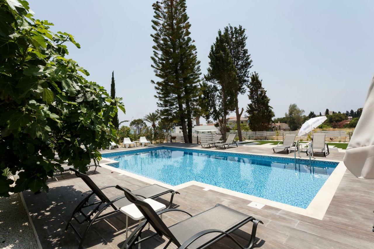Coral Bay Sea Breeze Apartments - 3 Bedroom Apartment Peyia Esterno foto